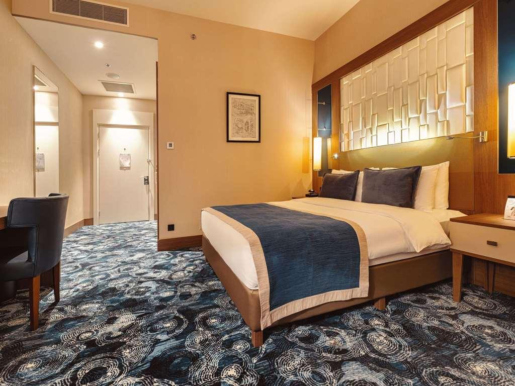 Tbilisi Philharmonia Apartment Room photo